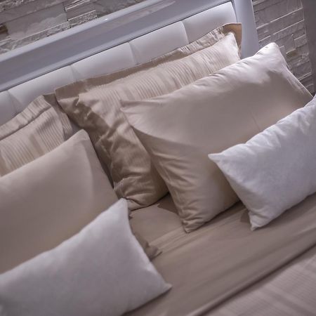 Luxury Boutique Studio Apartments Будва Екстериор снимка